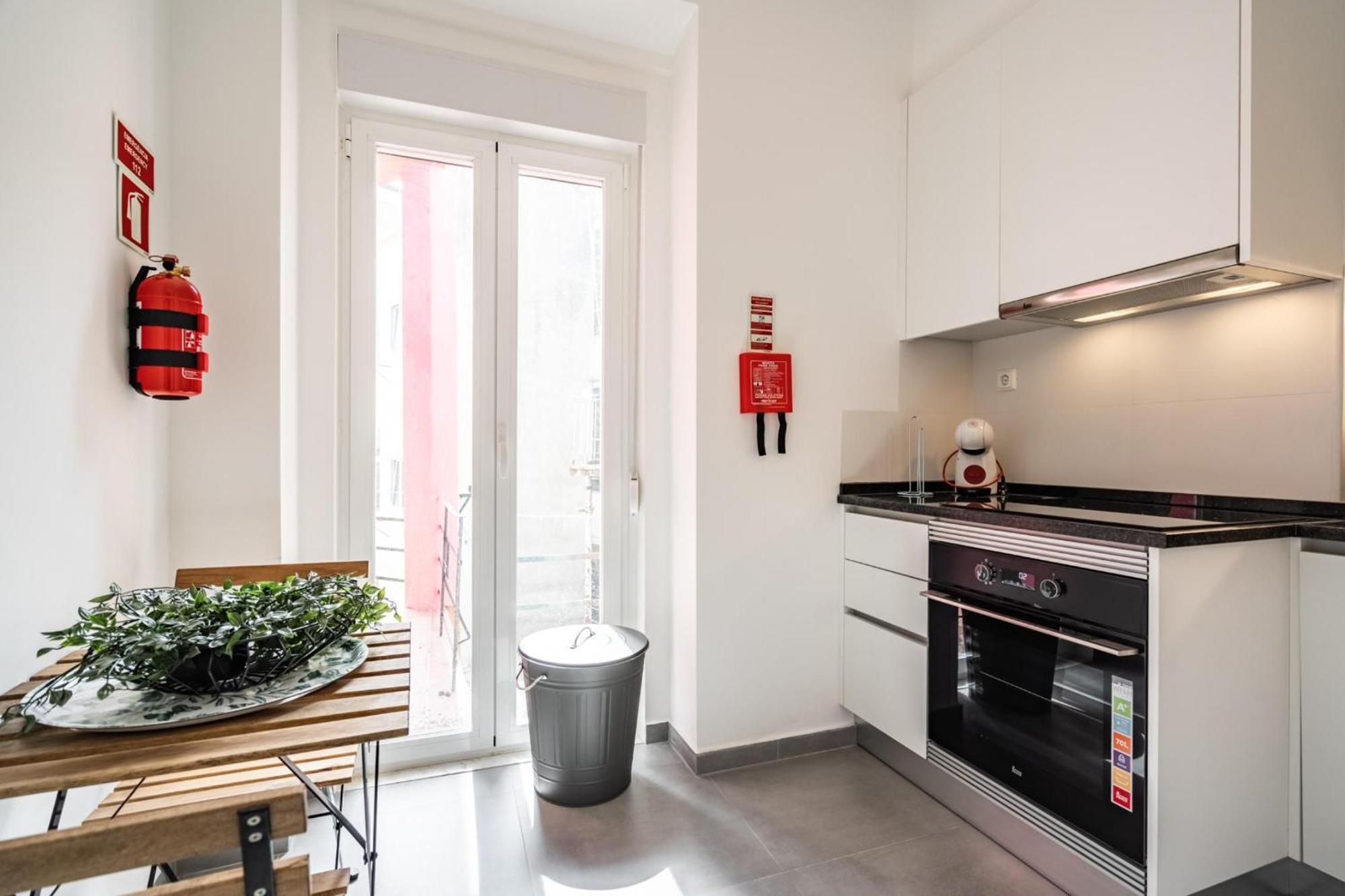 Akicity Arroios Evergreen Apartment *